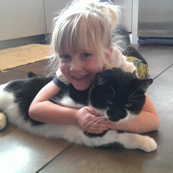 Meet your Posher, Veda - Picture 1 of 1